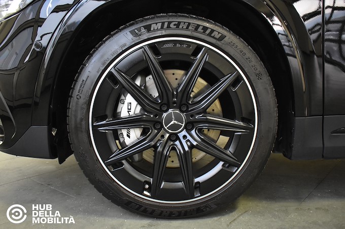 MERCEDES-BENZ GLA 35 4Matic AMG Premium Plus